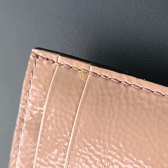 Gucci Soho Patent Leather Card Case - Picture 6 of 6